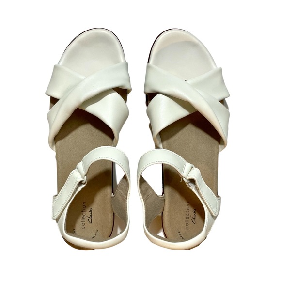 Clarks Shoes - NWT Clarks Loomis Chloe Sandals